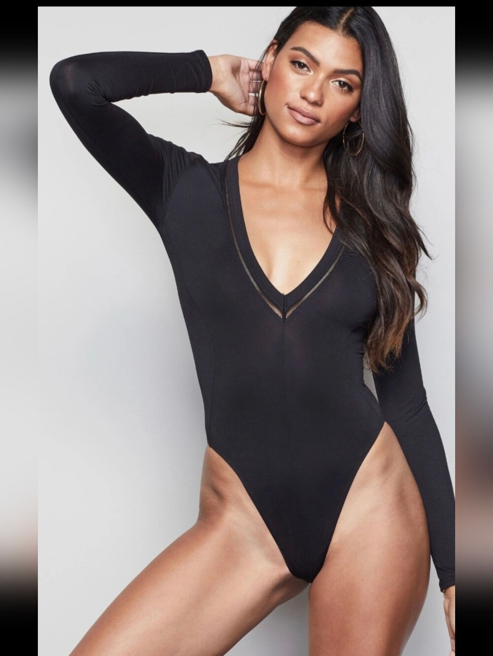 NEW!Good American Low Down V Neck Long Sleeve Black Bodysuit! Size 2